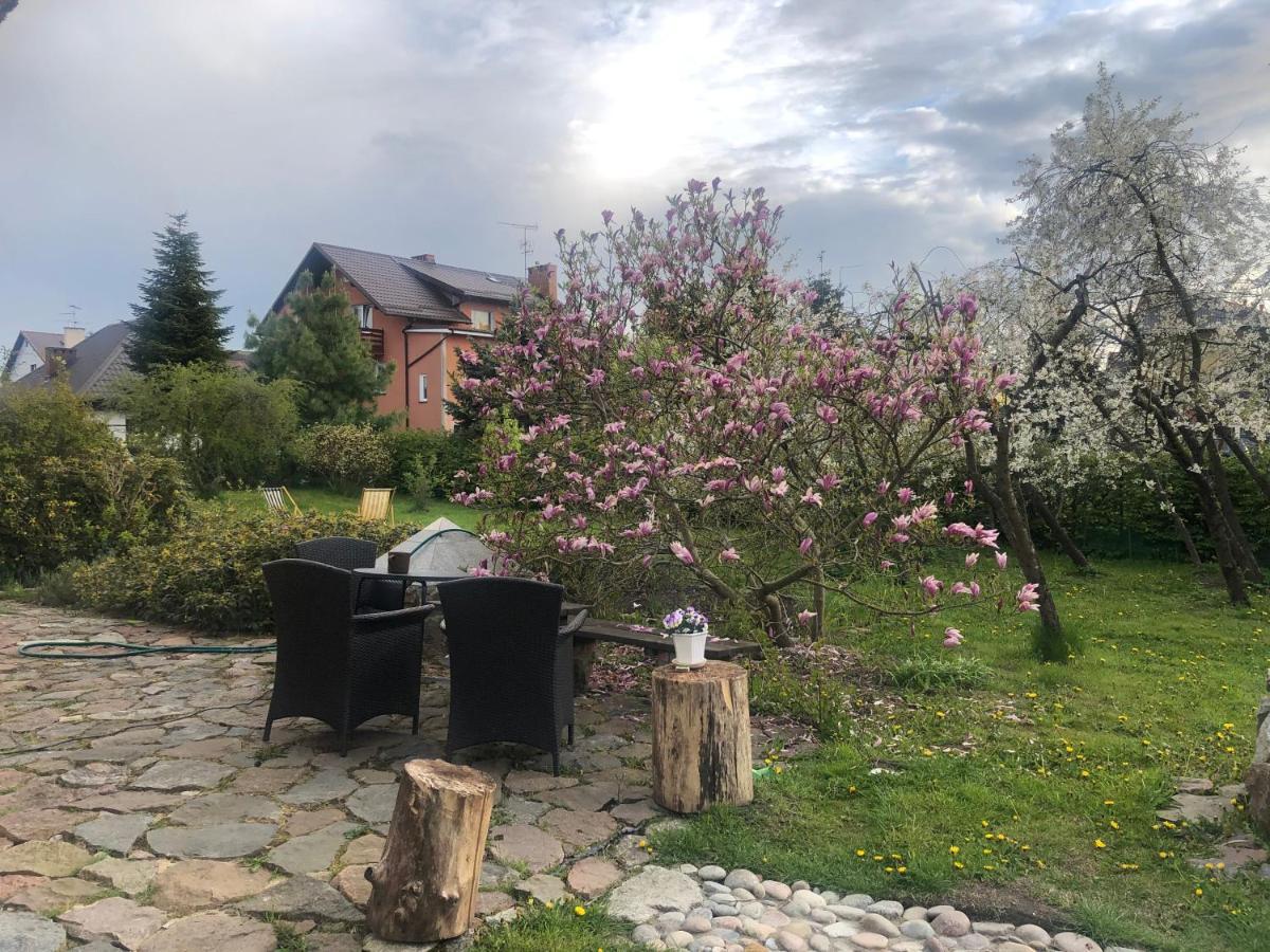Oaza Pod Strzecha Klimatyczny Dom Z 3 Sypialniami Na Wylacznosc Z Kominkiem I Duzym Ogrodem Ustronie Morskie Bagian luar foto